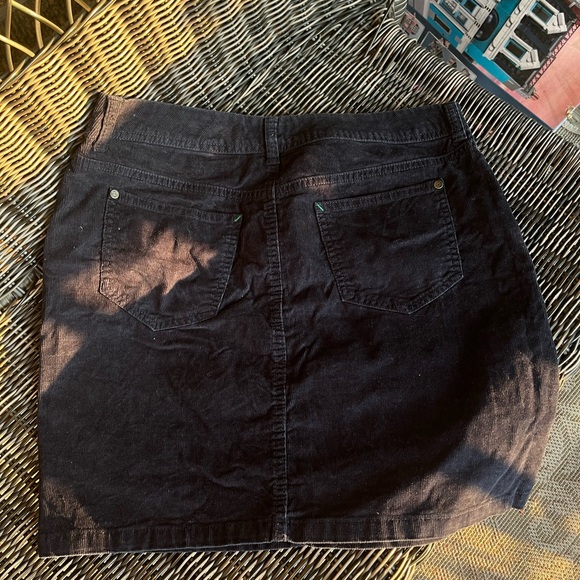 Tommy Hilfiger Corduroy Skirt | Navy, Size 6 - Picture 3 of 8